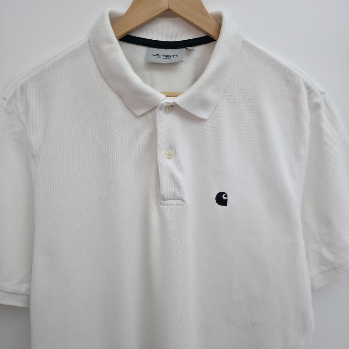 [L] 칼하트 wip 화이트 반팔 카라티 상품이미지2