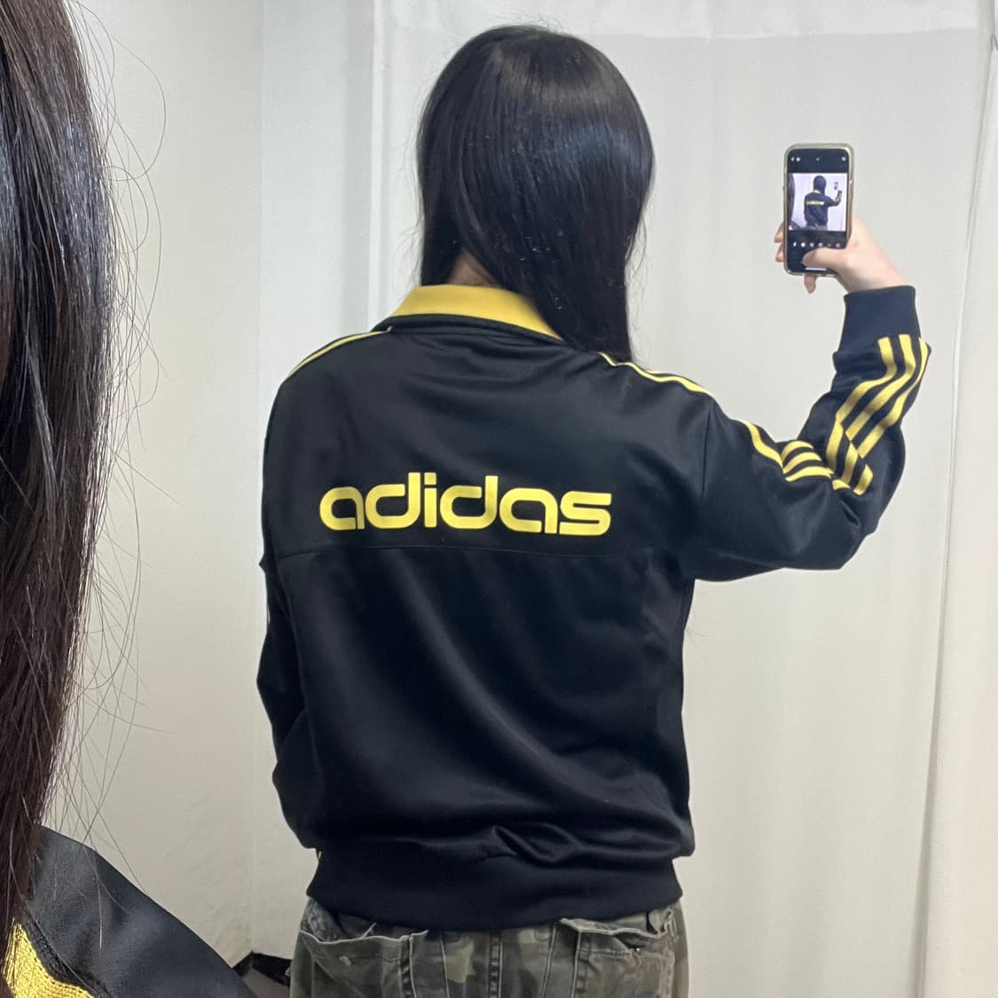 Adidas Black & Gold Jersey 상품이미지4
