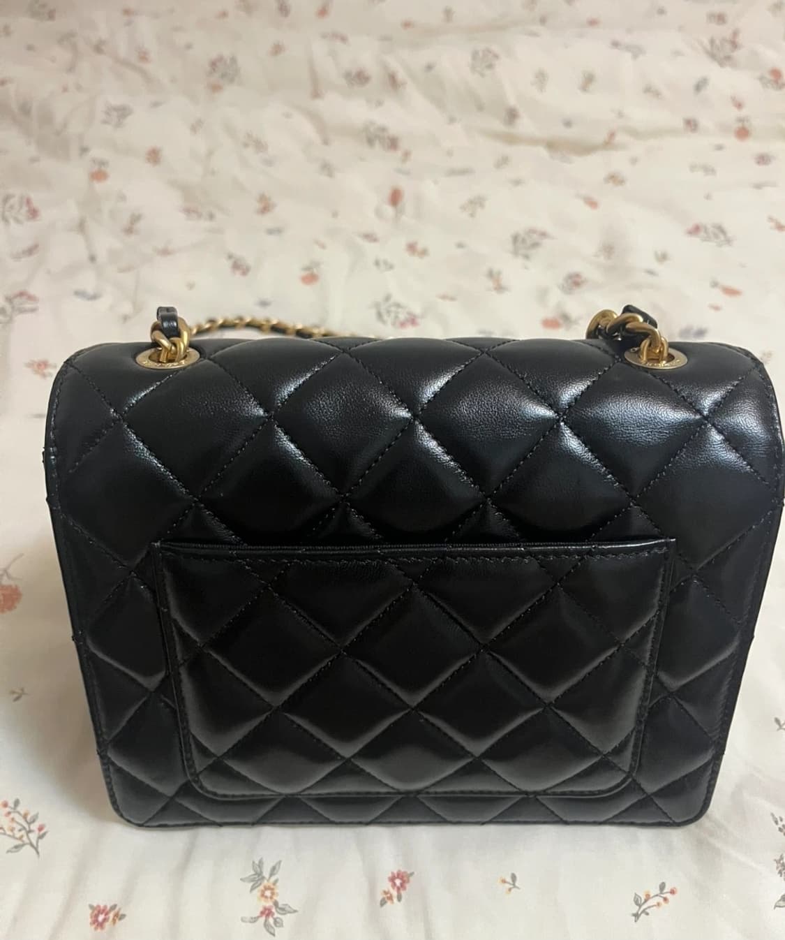 (정품)샤넬 플랩백 금장 체인23시즌백 상품이미지5