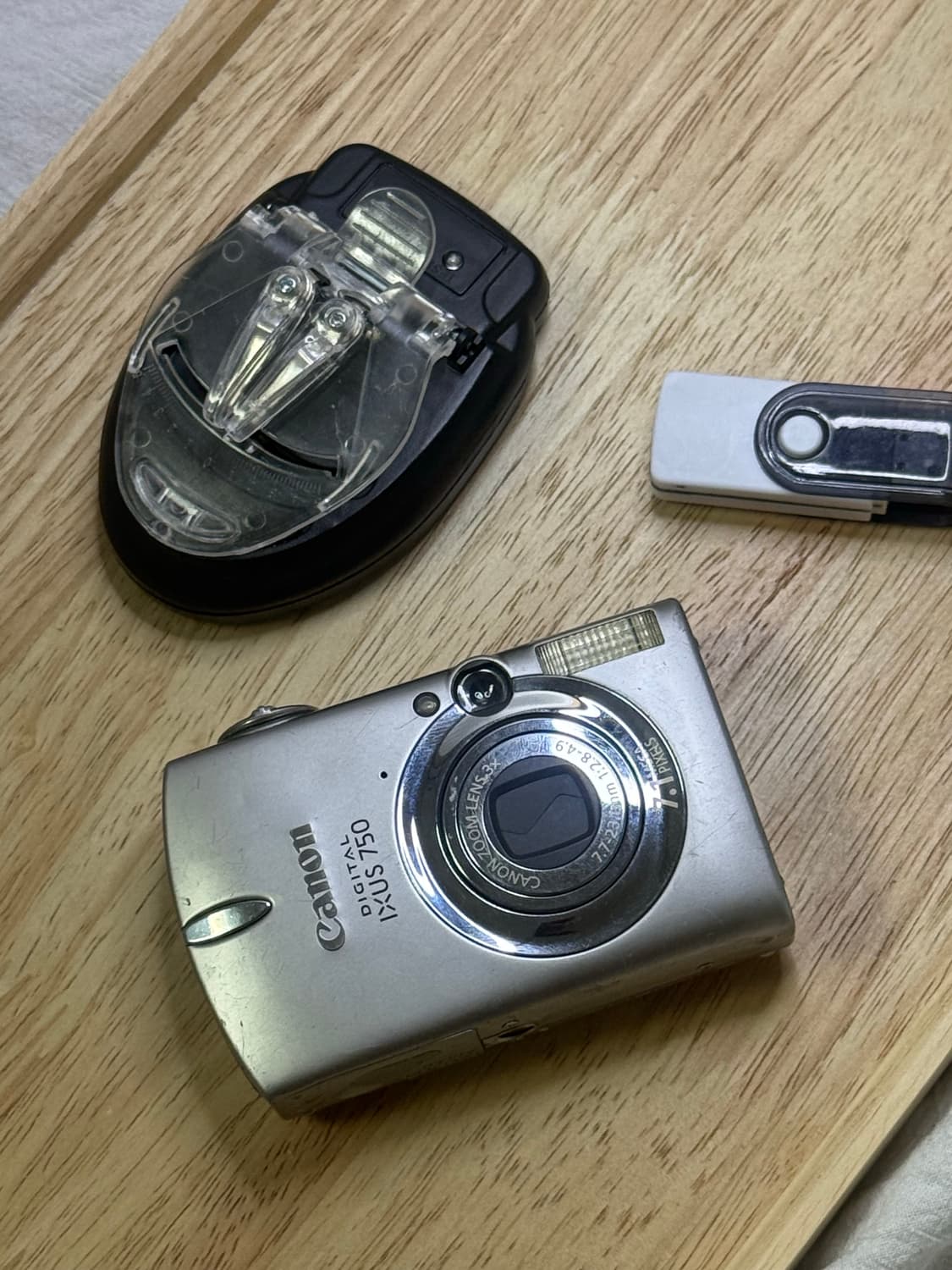 캐논 ixus 750 아일릿 원희 디카 canon 익서스 750 상품이미지1