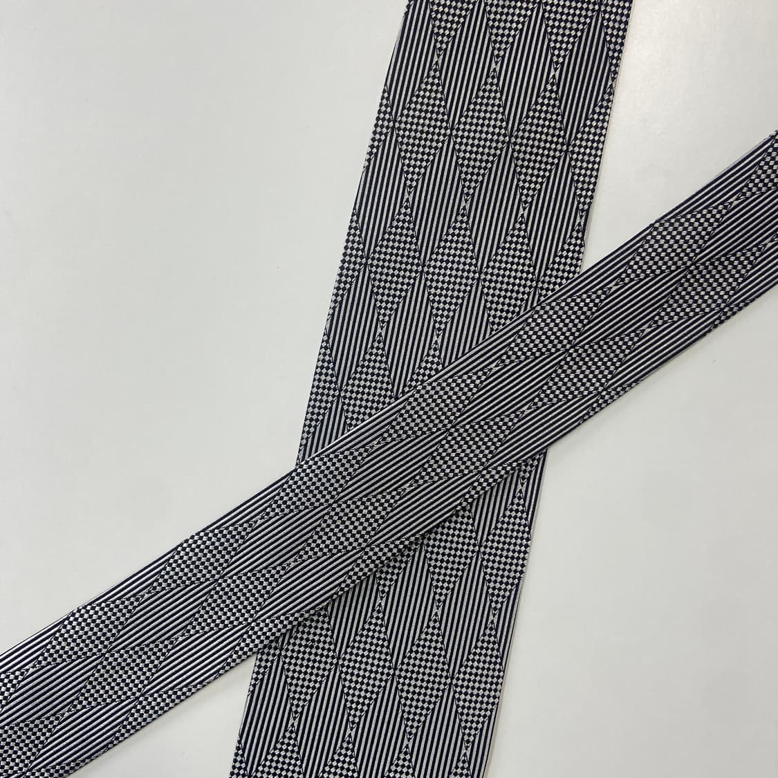 Versace 베르사체 정품 명품 심플로고 넥타이 7.6cm 상품이미지4