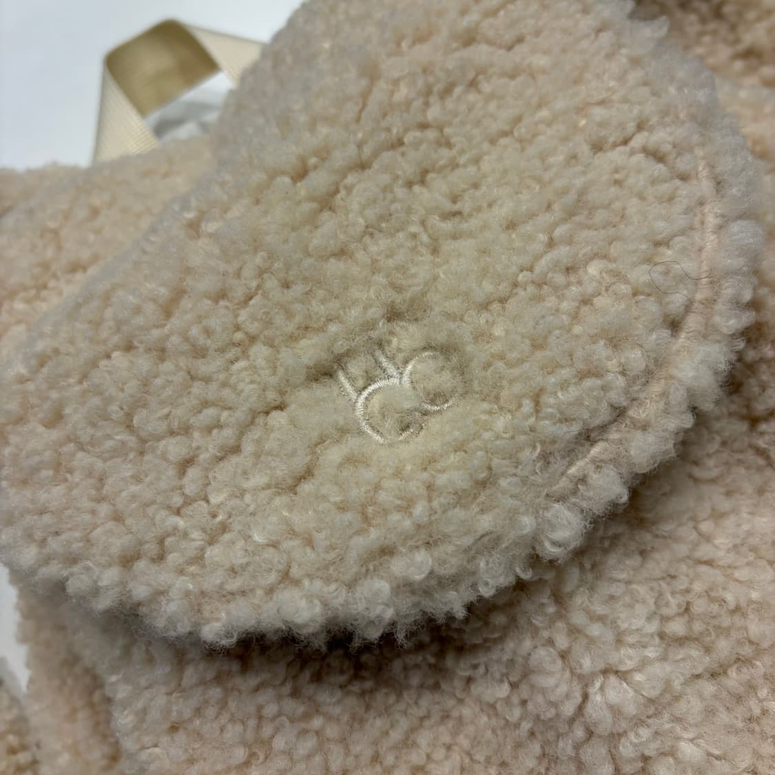 MACMOC 마크모크 아이보리 뽀글이 덤블 백팩 상품이미지3