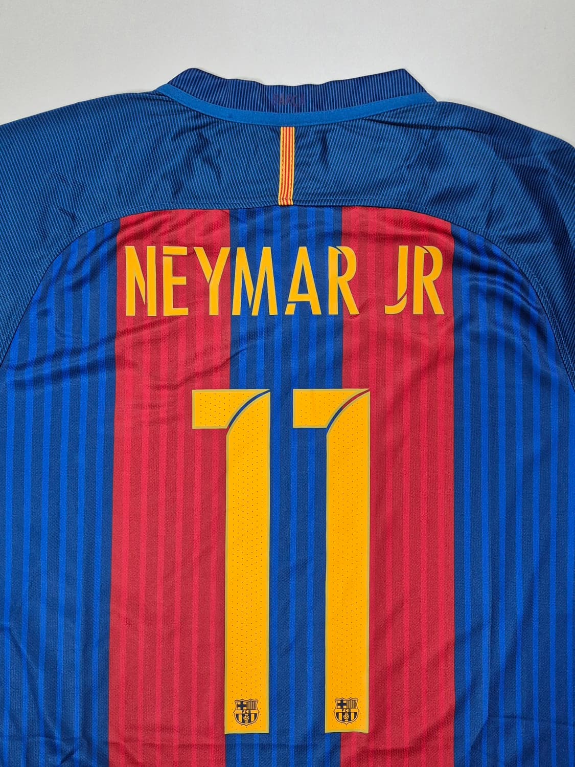 16-17 바르셀로나 네이마르 홈 유니폼 L 상품이미지6