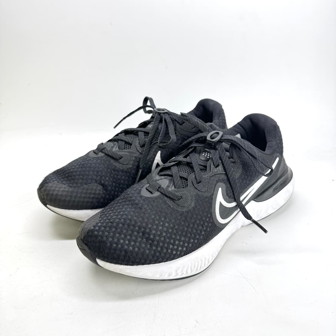 265)나이키 리뉴 런2 검흰 러닝화 상품이미지2