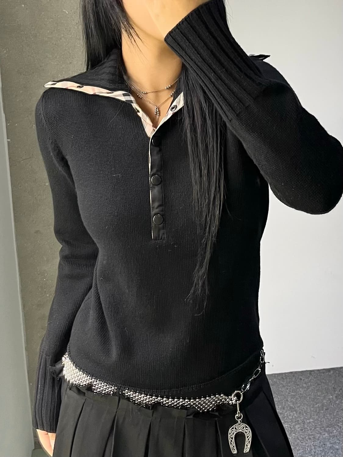 버버리 스냅 버튼 카라 울 니트 상품이미지2