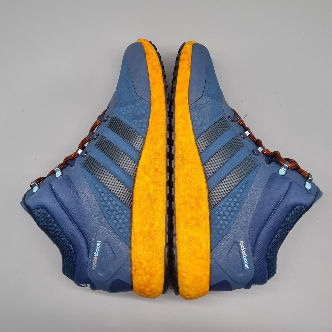 아디다스 로켓부스트 미드컷 운동화 250 상품이미지5