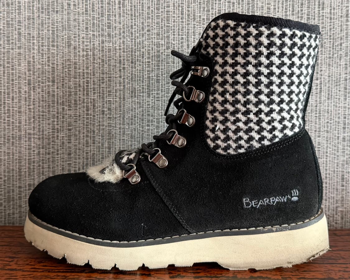 베어파우 BEARPAW 블랙 스웨이드 하운드투스 체크 퍼 방한 부츠 워커 상품이미지3
