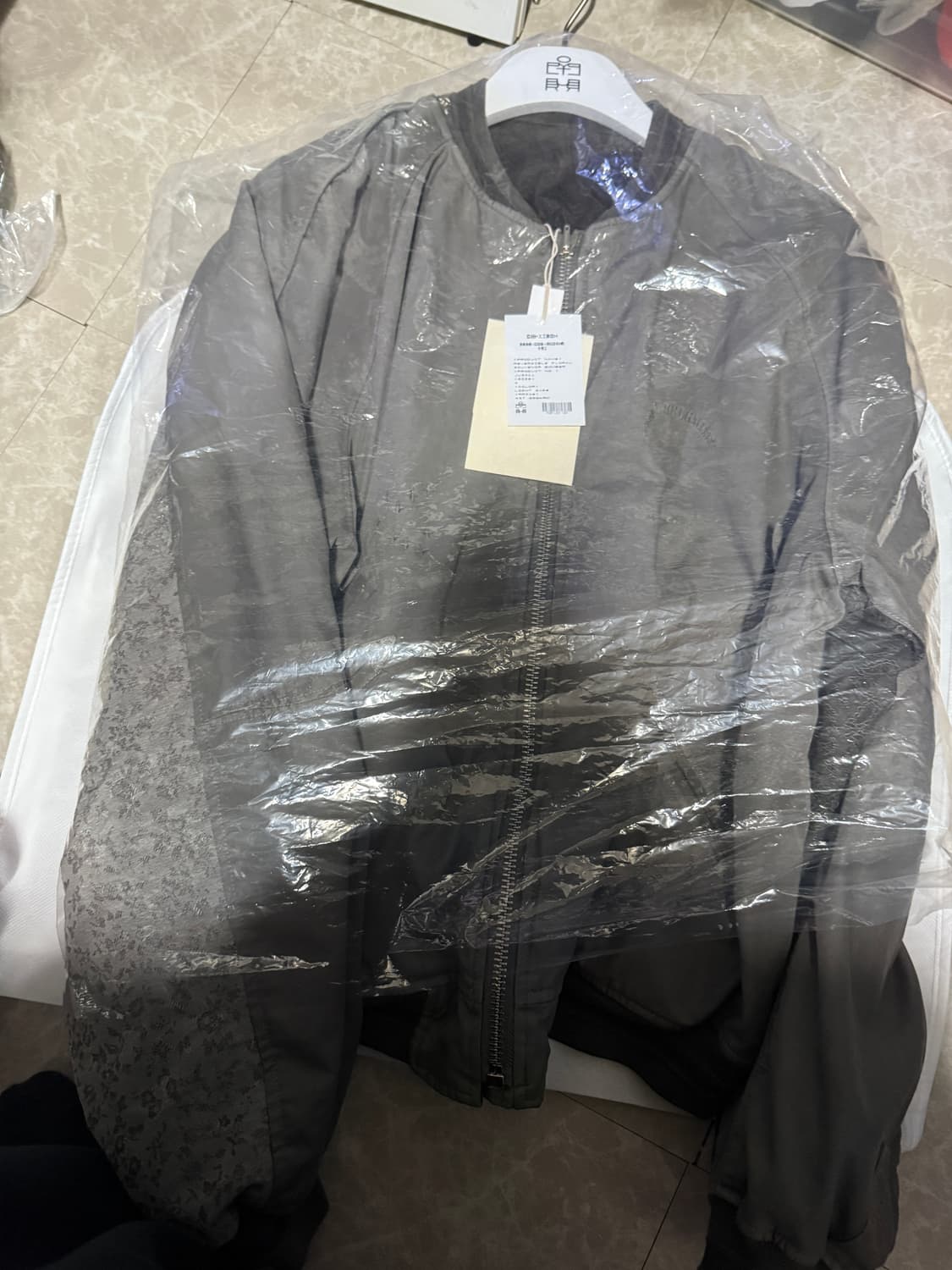 4사이즈 폴리테루 1011 리버시블 플로럴 수베니어 상품이미지1