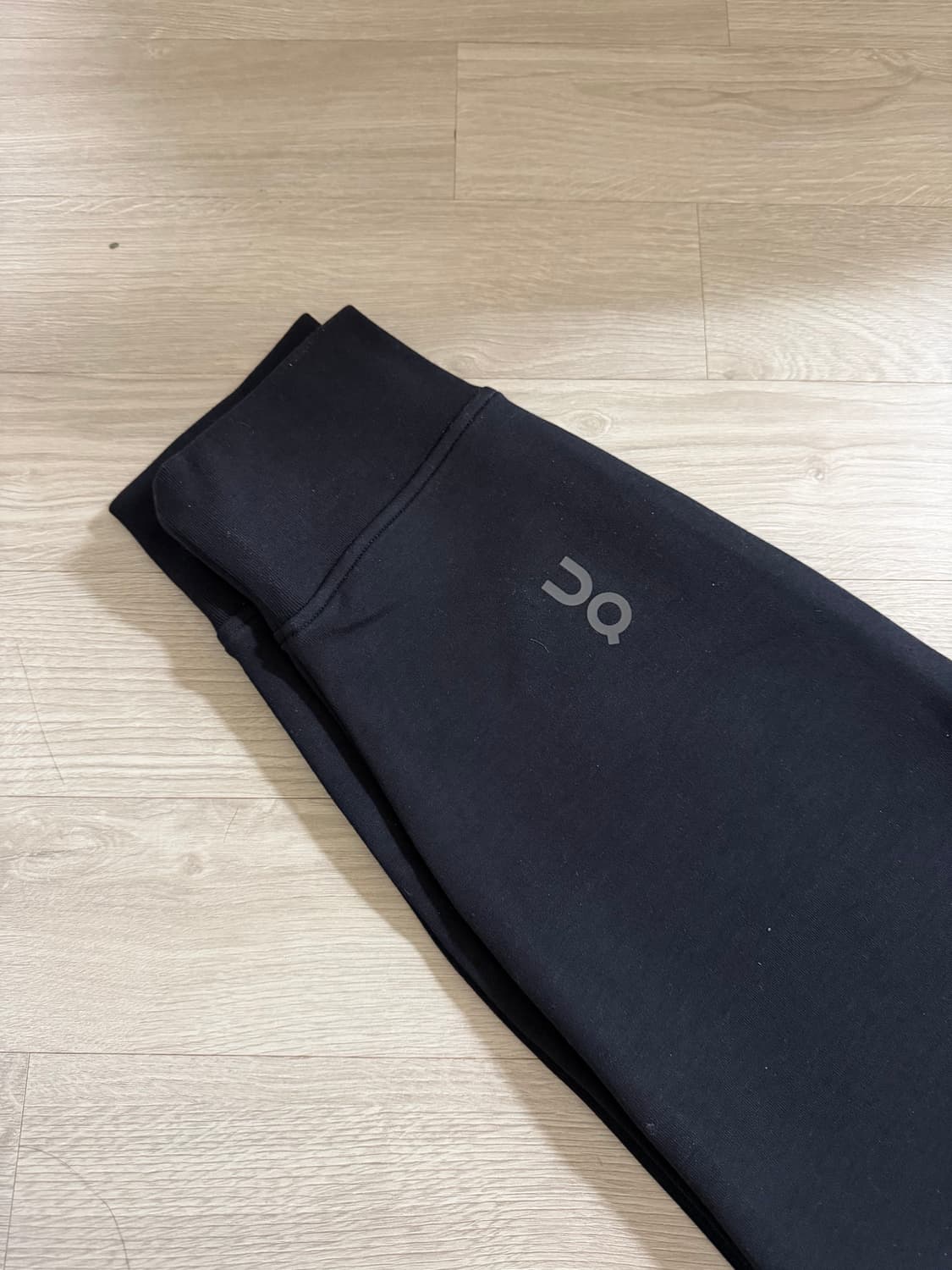 온러닝 포커스 테크 스웻팬츠 블랙 M 새상품 상품이미지3