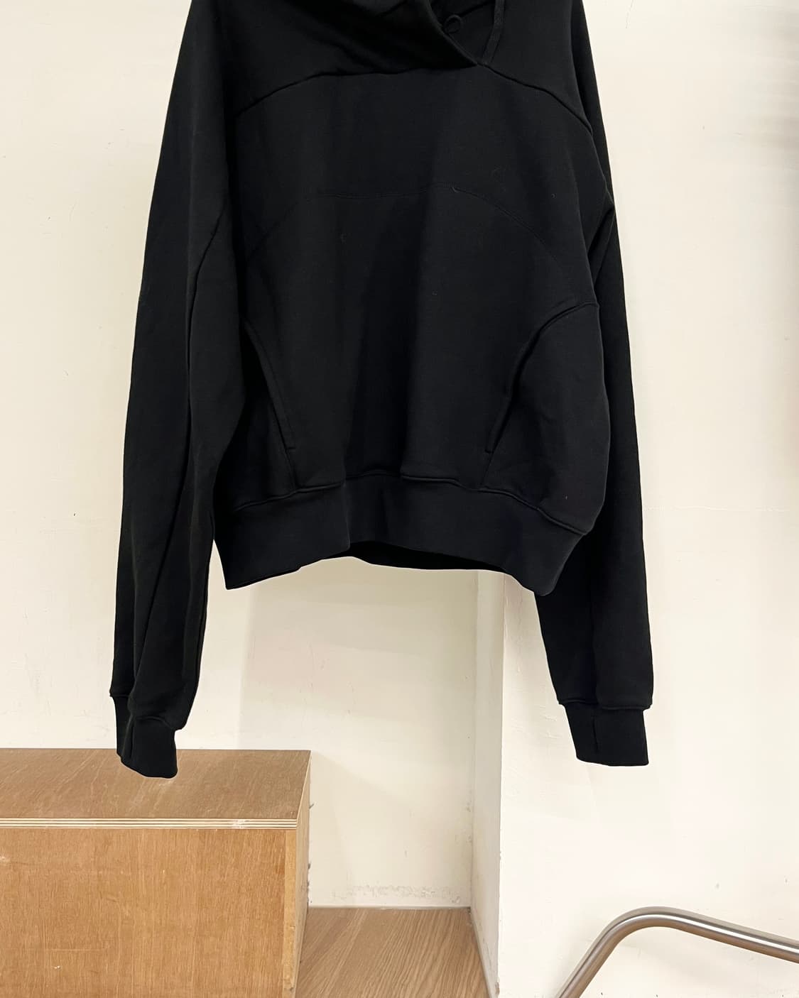 혜인 서 블랙 버튼 후디 상품이미지5