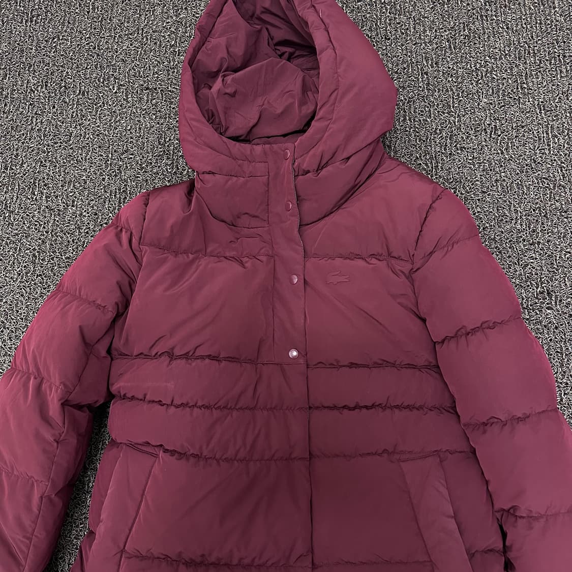 라코스테 여성 덕다운 패딩 점퍼 버건디 100사이즈 상품이미지2