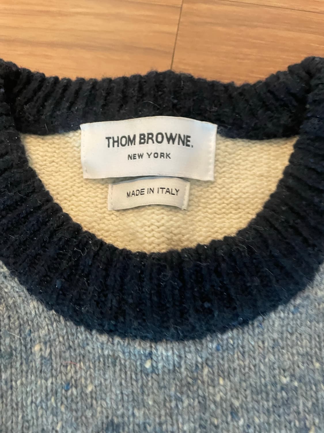 톰브라운 니트 상품이미지2
