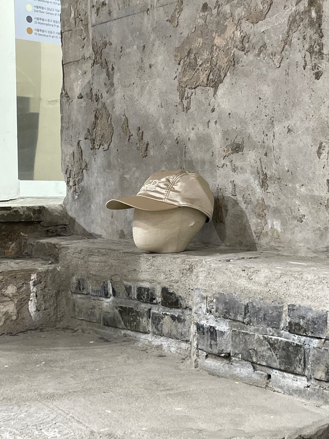 크리스찬 디올 스포츠 골든 로고 볼캡 상품이미지1