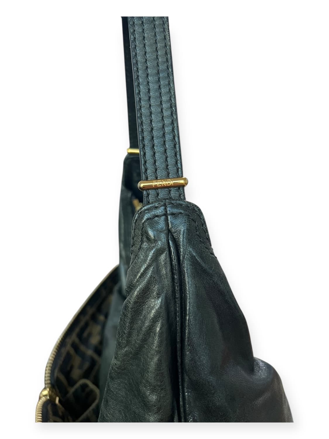 펜디 블랙 레더 호보백 상품이미지8