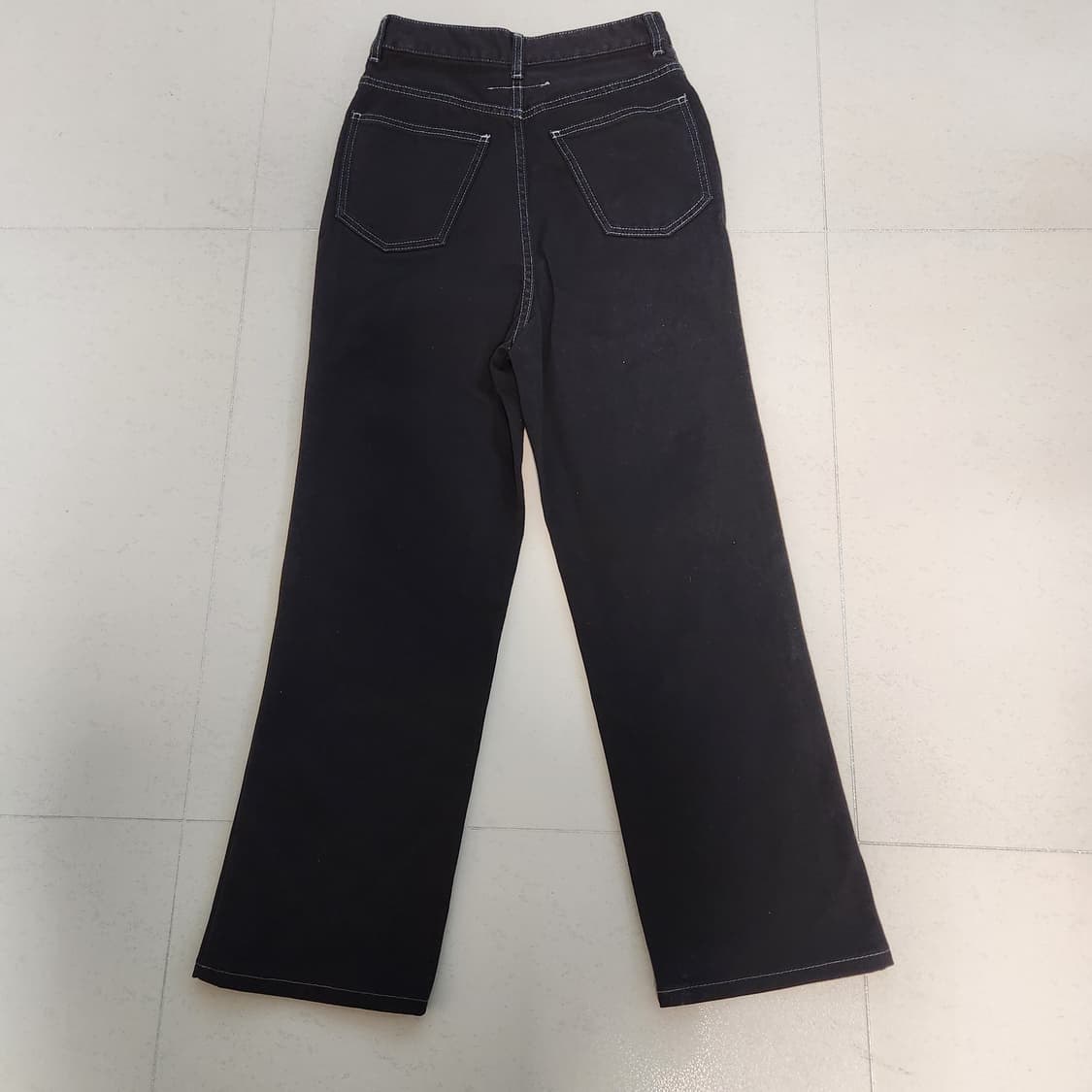 메종마르지엘라 하이웨스트 세미와이드 블랙 데님 팬츠 상품이미지2