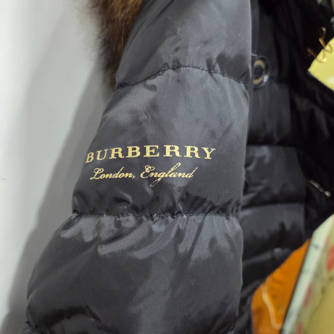 버버리 달머튼 롱 패딩 상품이미지4