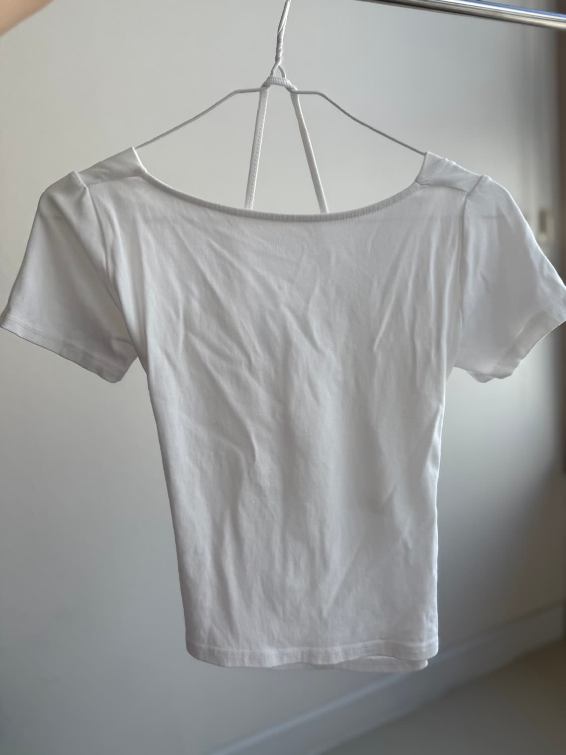 화이트 홀터넥 드레이프 티셔츠 (29cm) 자라 상품이미지2