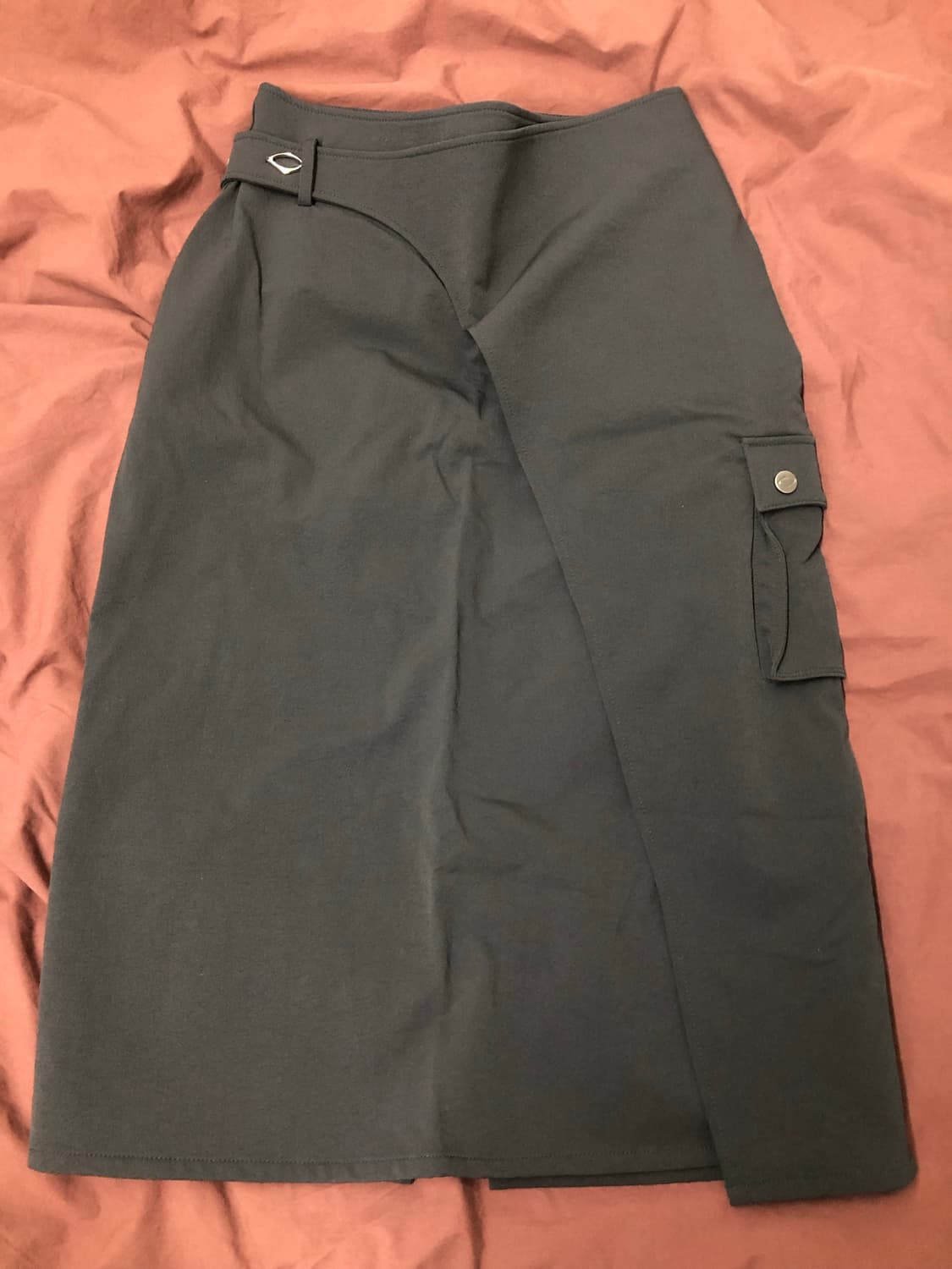 미스치프 카고 치마 차콜 상품이미지1