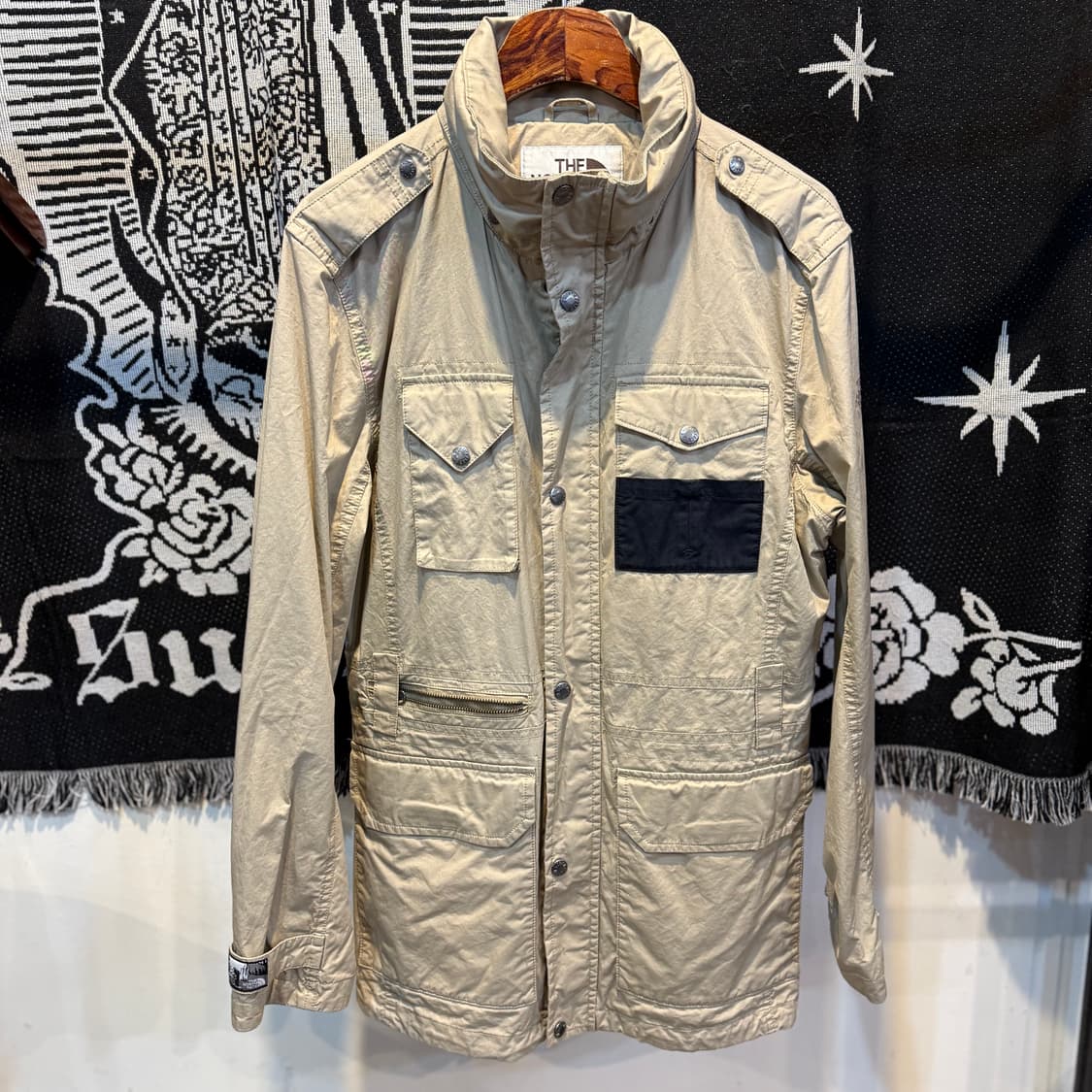 노스페이스 멀티 포켓 사파리 자켓 베이지  상품이미지4