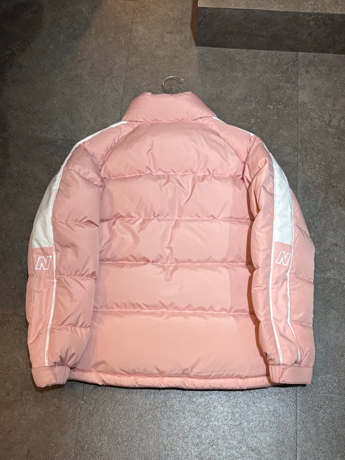 뉴발란스 구스다운 여성 패딩 S사이즈 상품이미지3