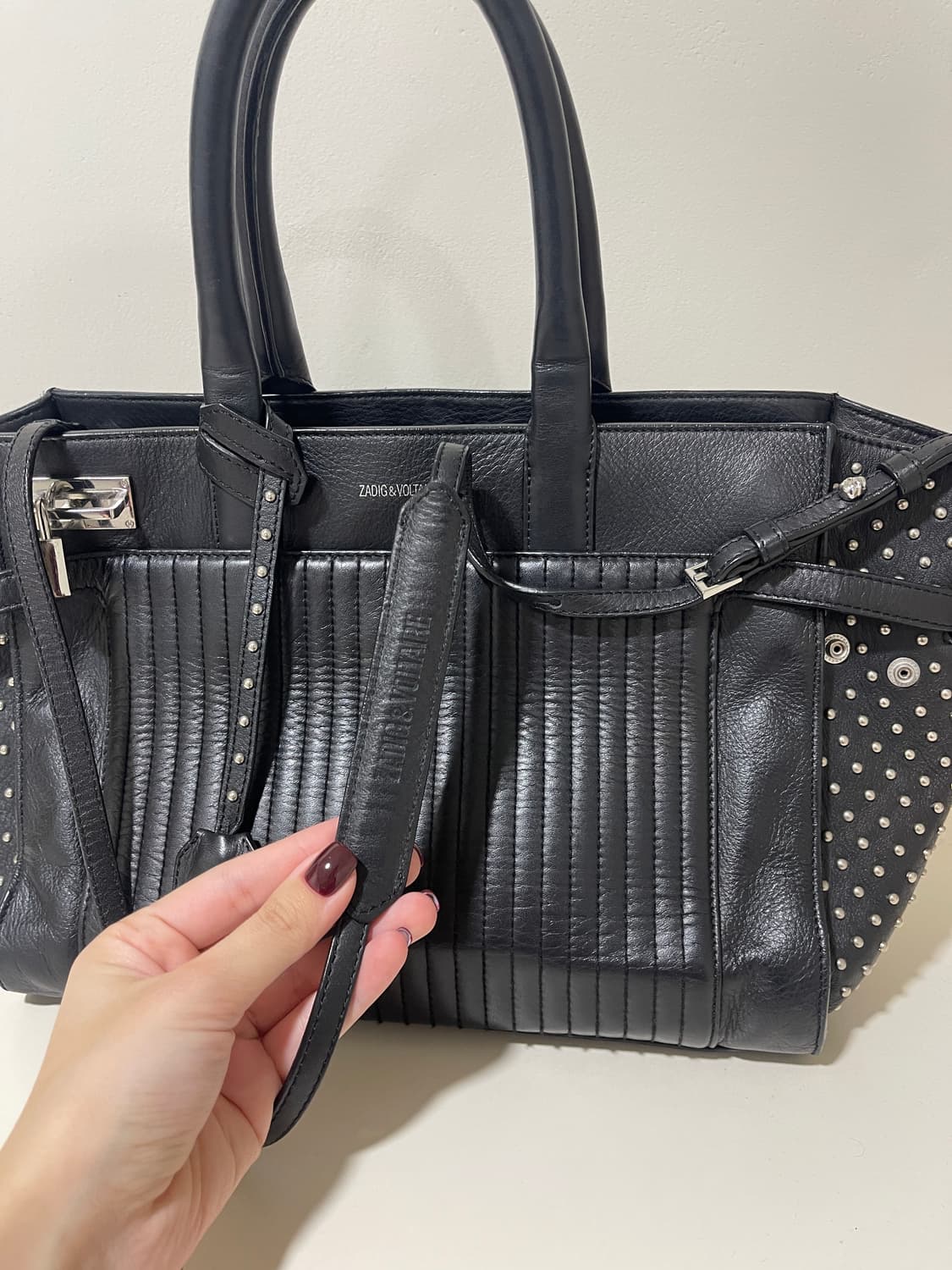 자딕앤볼테르 블랙 스터드 가죽 토트백 상품이미지6