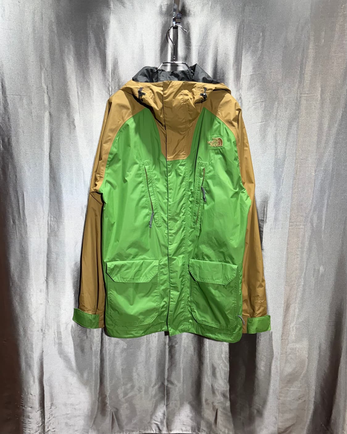 M 노스페이스 하이벤트 골드/그린 배색 나일론 후드집업 상품이미지2