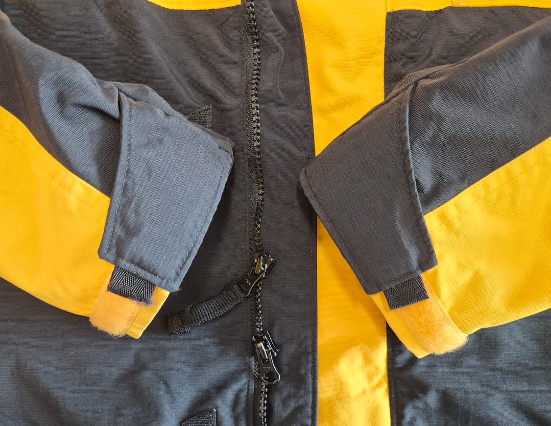 90s Tommy Hilfiger
Outdoor Shell Jacket 상품이미지7
