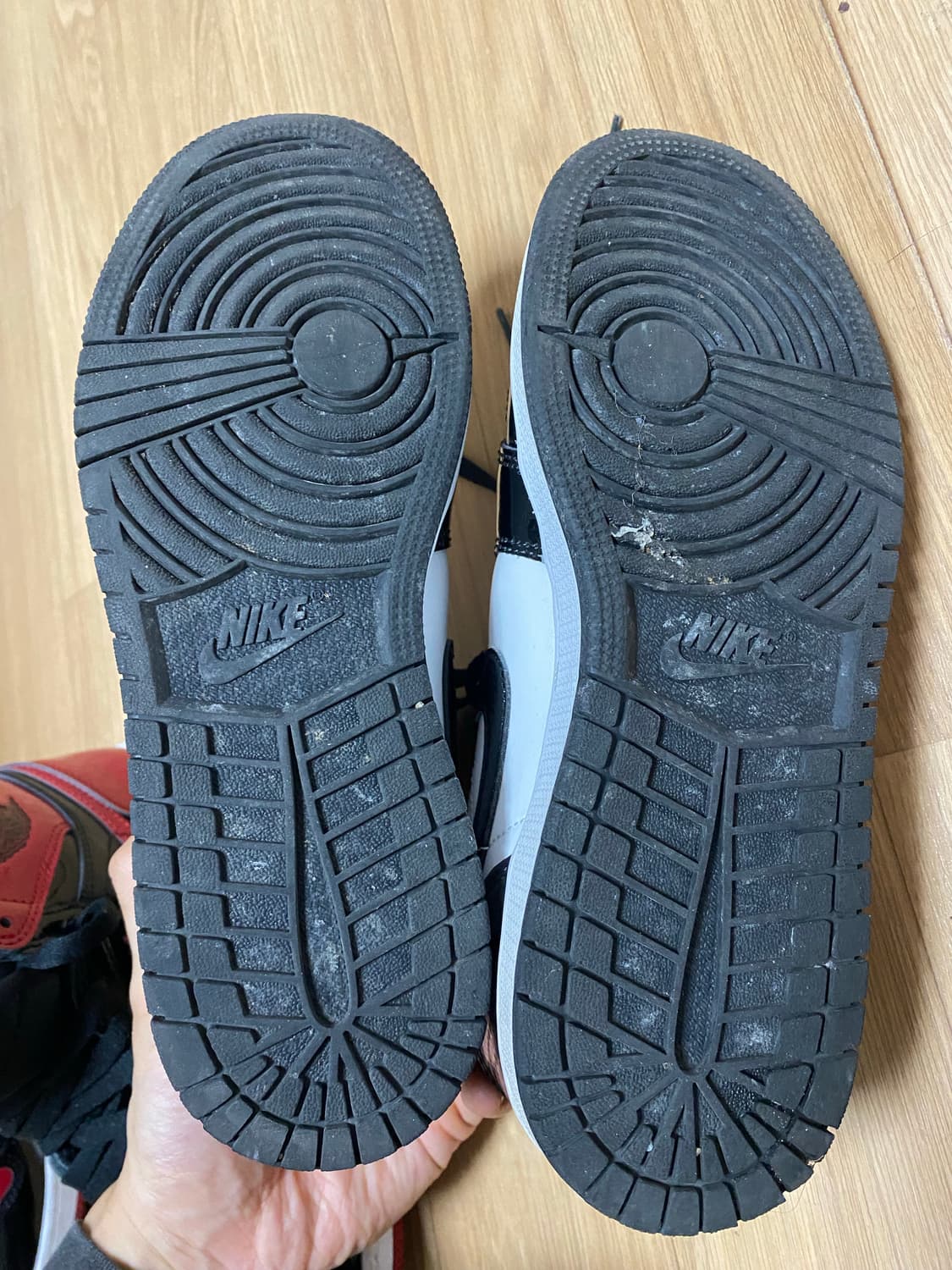 조던1 미드 SE ASW 블랙 상품이미지4