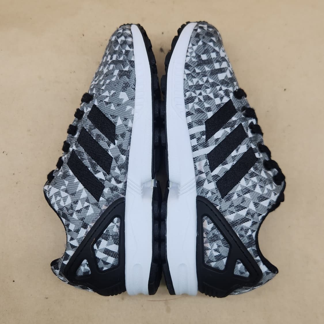 아디다스 ZX 플럭스 위브 여성운동화230  상품이미지5