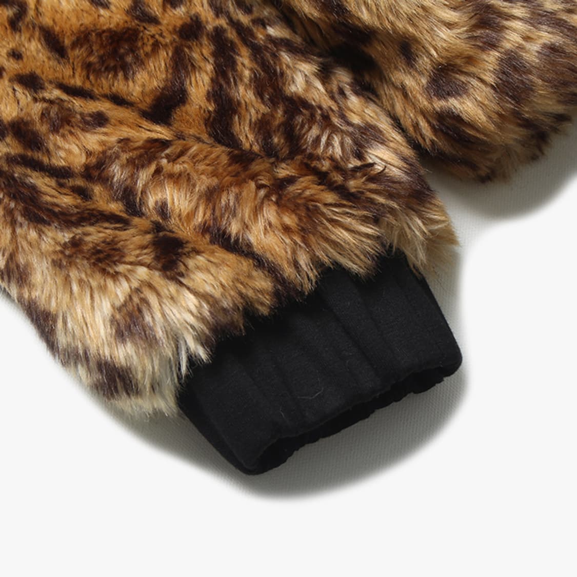 STUSSY "Pattern Fur Jacket" 상품이미지4