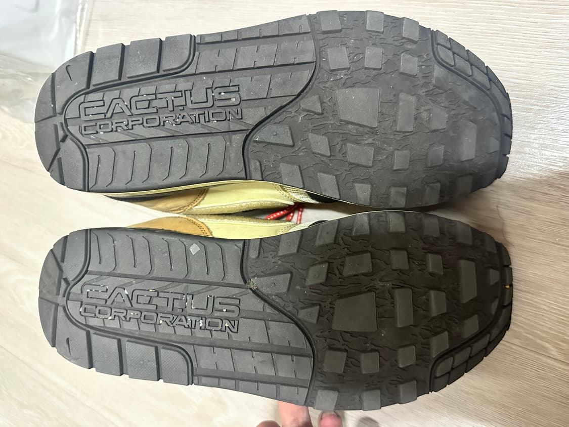 나이키 x 트래비스 스캇 에어맥스 1 캑터스 브라운 275 상품이미지5