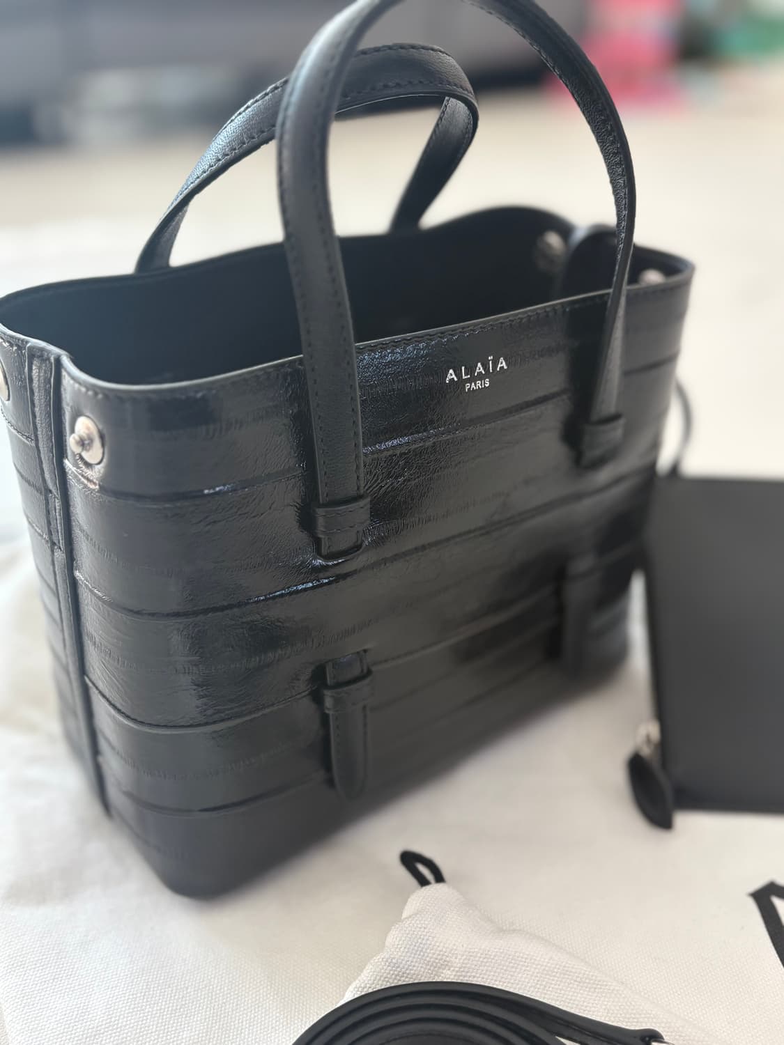 알라이아백 미나 20 장어가죽 백 (새상품)  상품이미지4