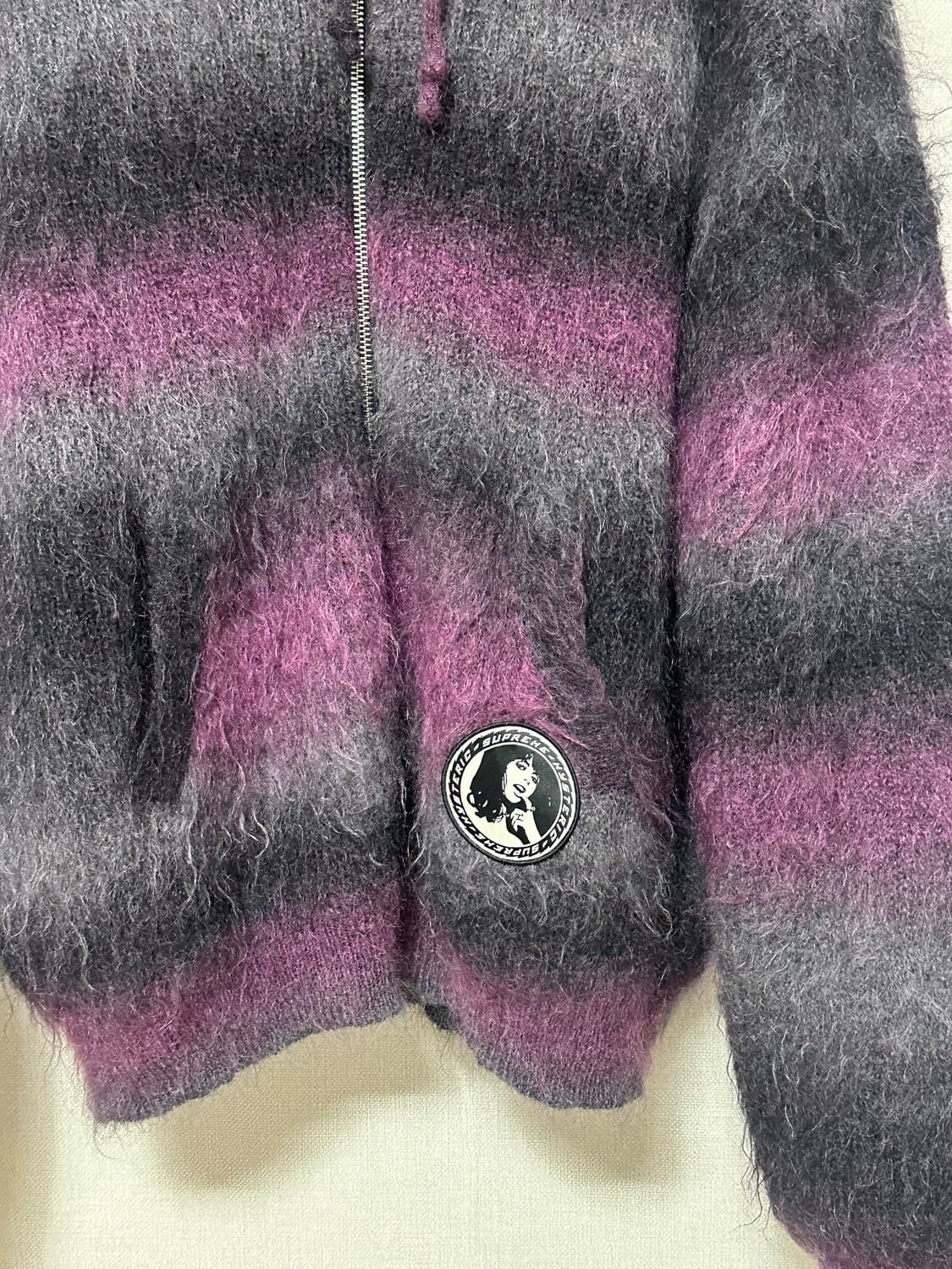 히스테릭글래머 x 슈프림 모헤어 후드집업 L 상품이미지1