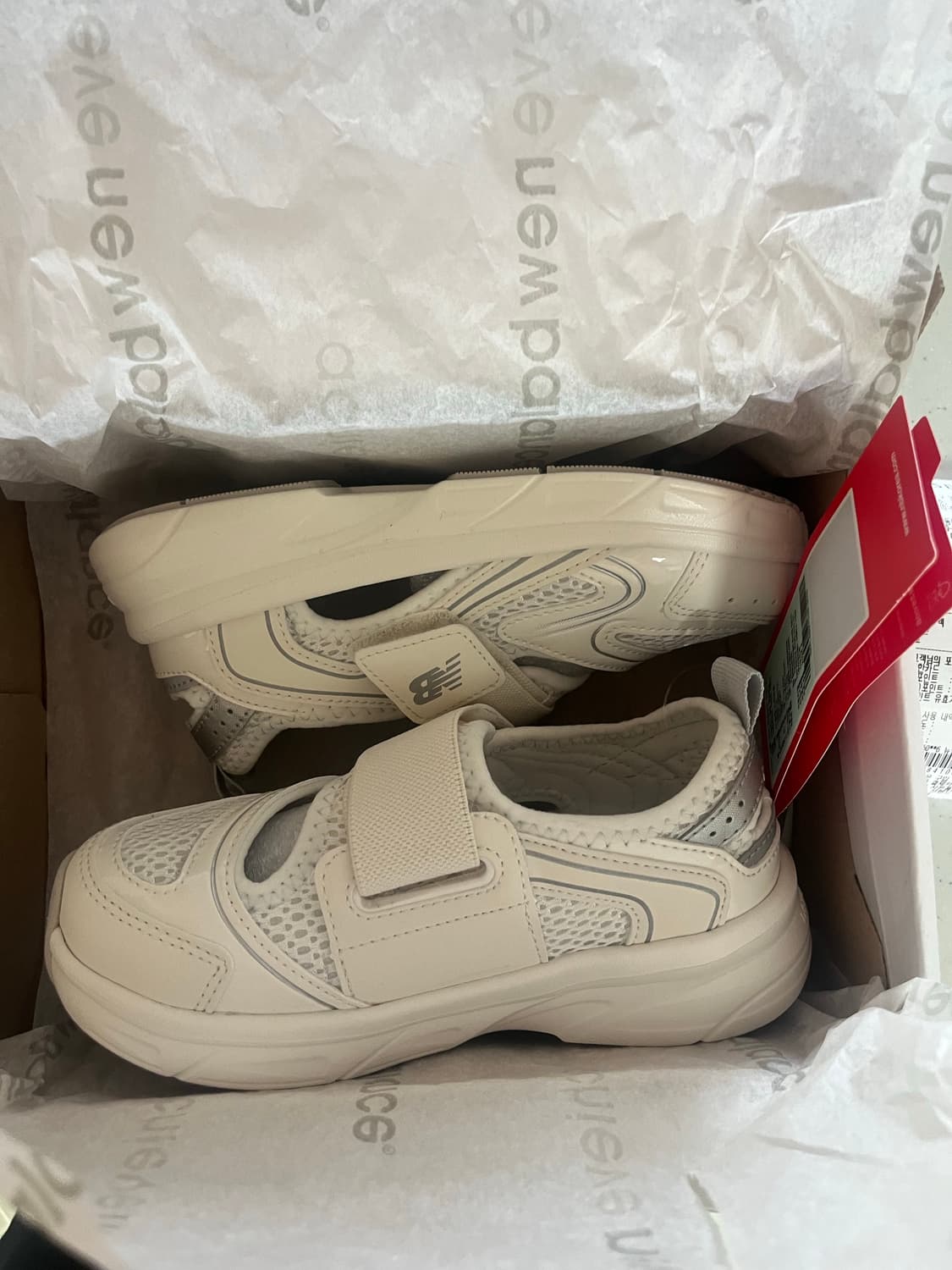 (190mm)뉴발란스 프리들X 엑스 샌들 클라우드 아이보리 새제품 팝니다 상품이미지2