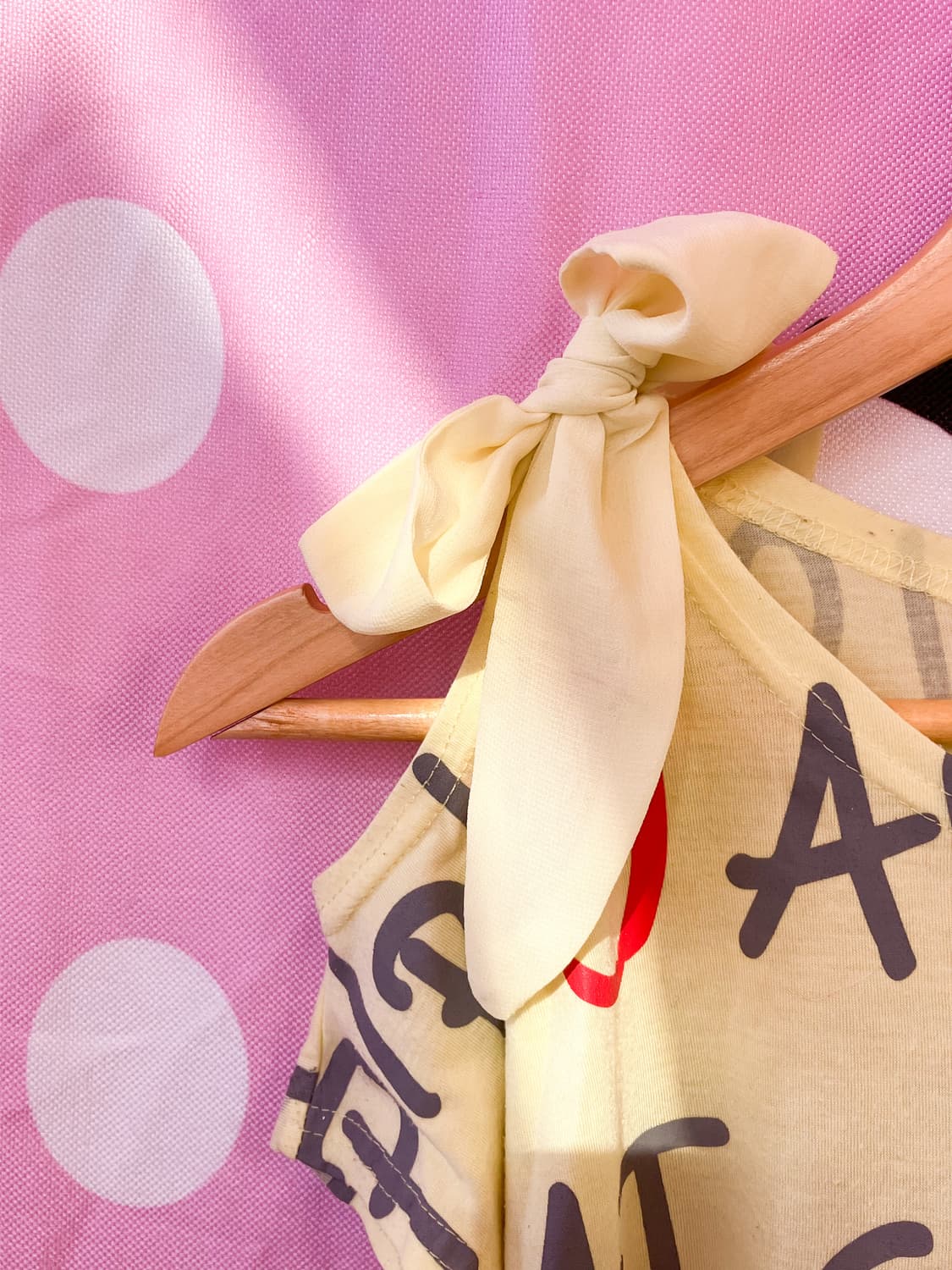 어깨트임 리본 포인트 티셔츠 상품이미지3