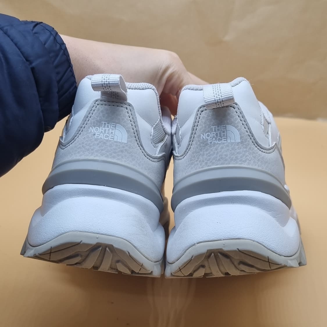 노스페이스 헥사 여성운동화240  상품이미지4