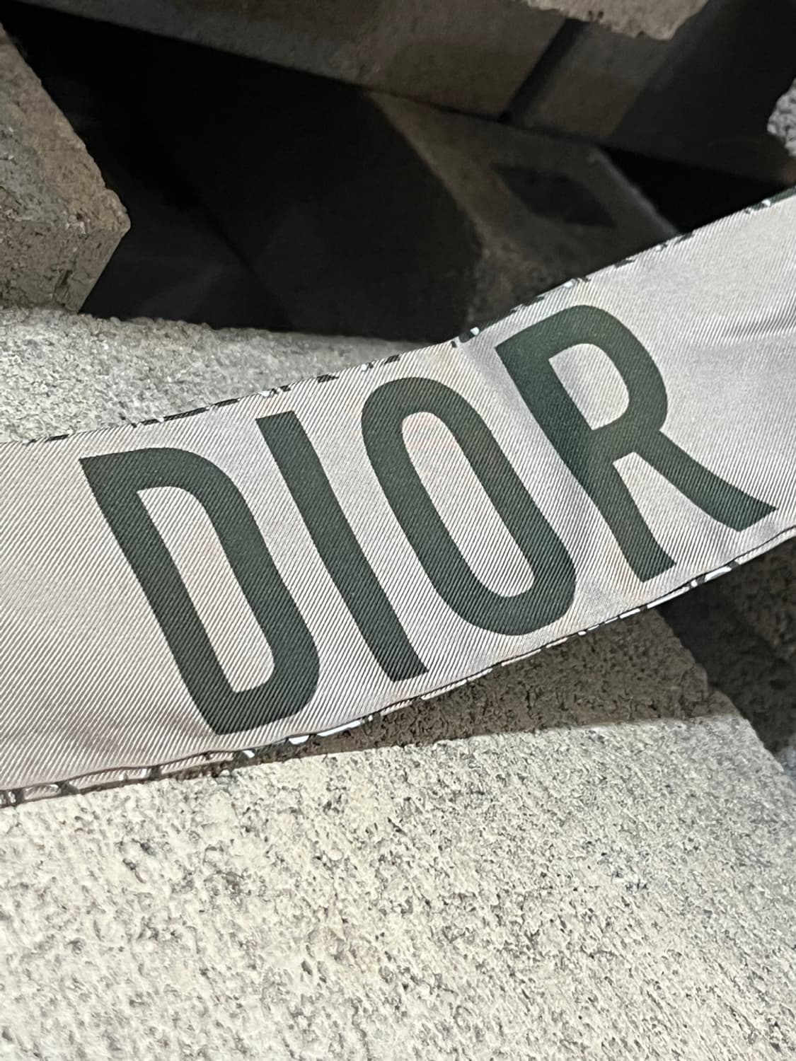 디올 오블리크 미차 스카프 그린 베이지 상품이미지5