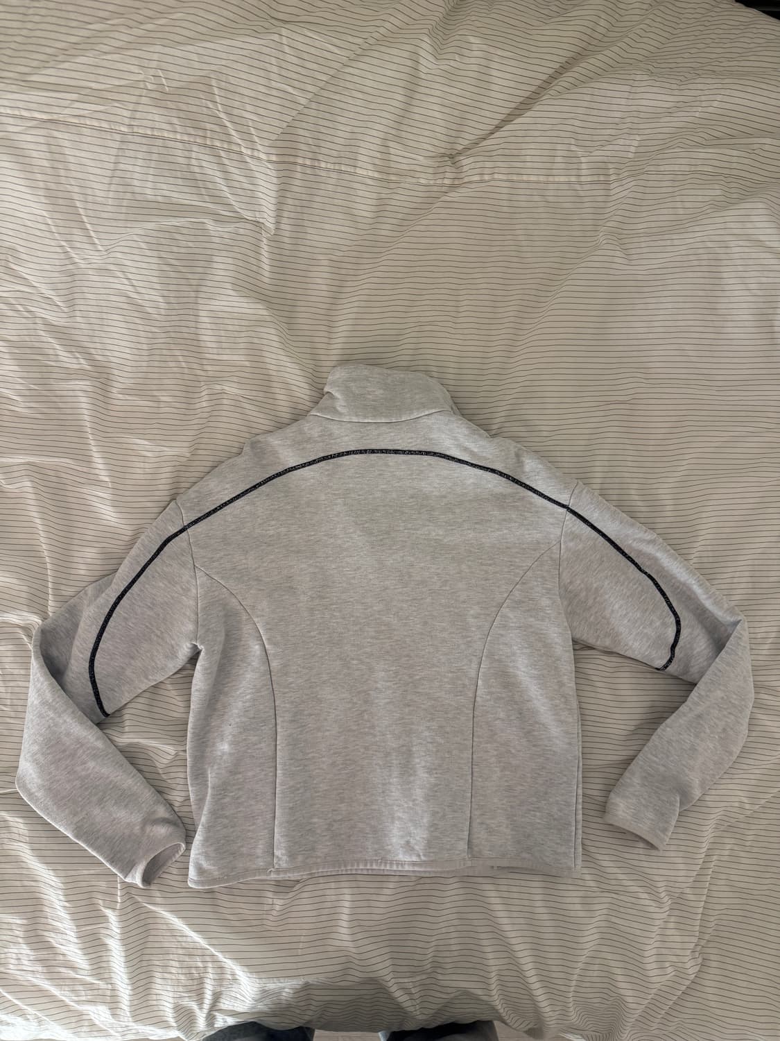 하프집업 크롭 스웻셔츠 상품이미지4