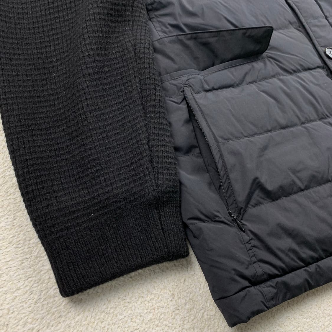 알레그리 니트 슬리브 구스다운 패딩 자켓 블랙 상품이미지4