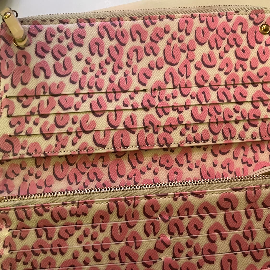루이비통 인솔라이트 장지갑 모노그램 지갑 레오파드 빈티지 갸루 상품이미지3