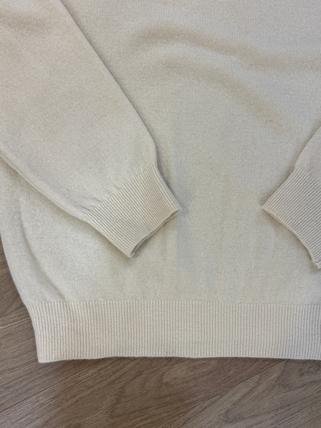 브라운야드 22fw 크루넥 스웨터 니트 - 아이보리 4사이즈 상품이미지4