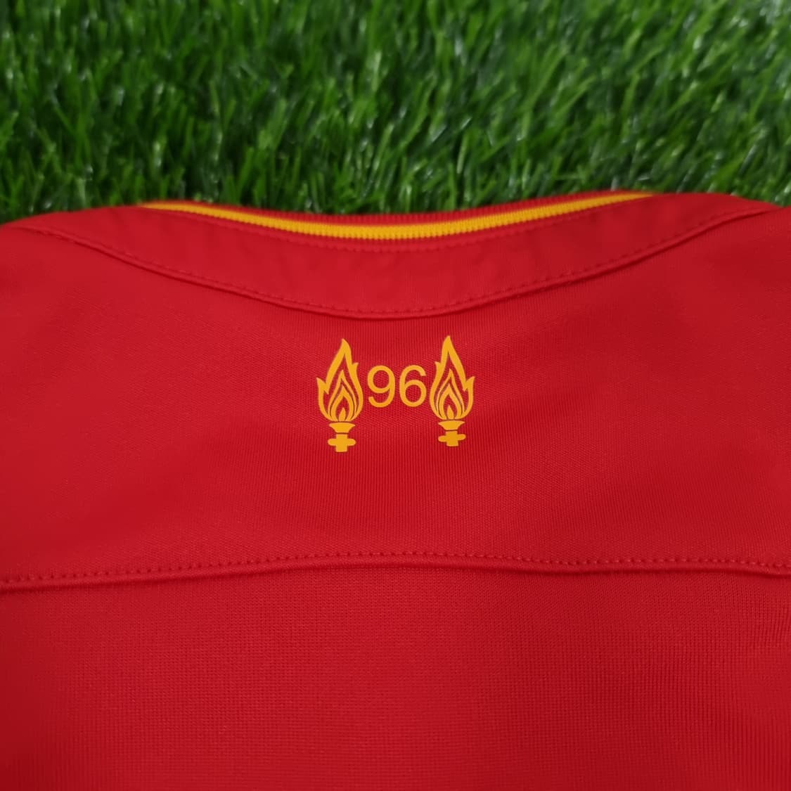 16-17시즌 리버풀 홈 유니폼 상품이미지9