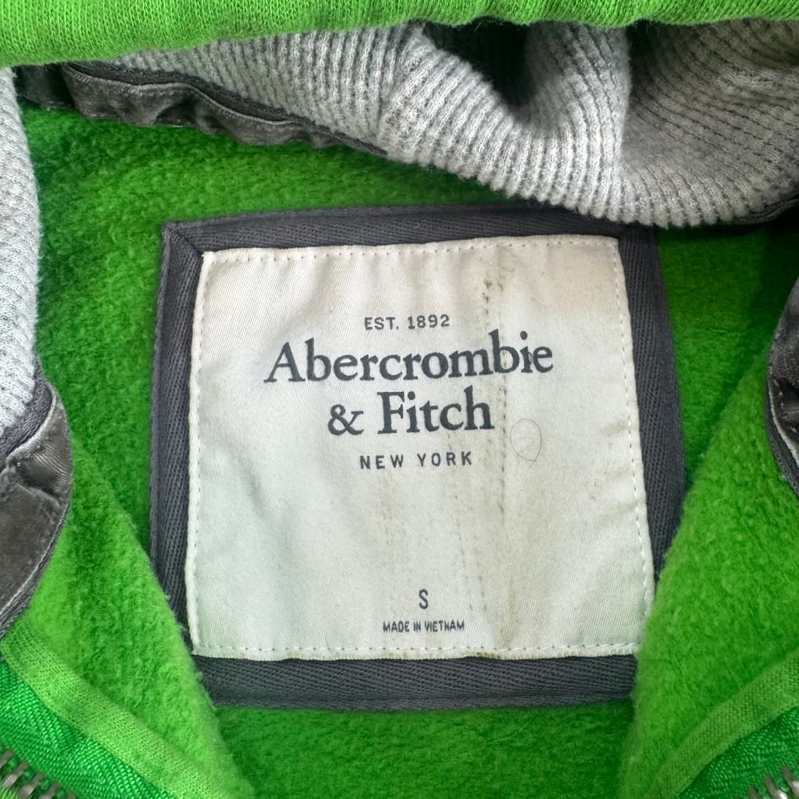 Abercrombie 아베크롬비 스펠아웃 로고 그린 후드집업  상품이미지5