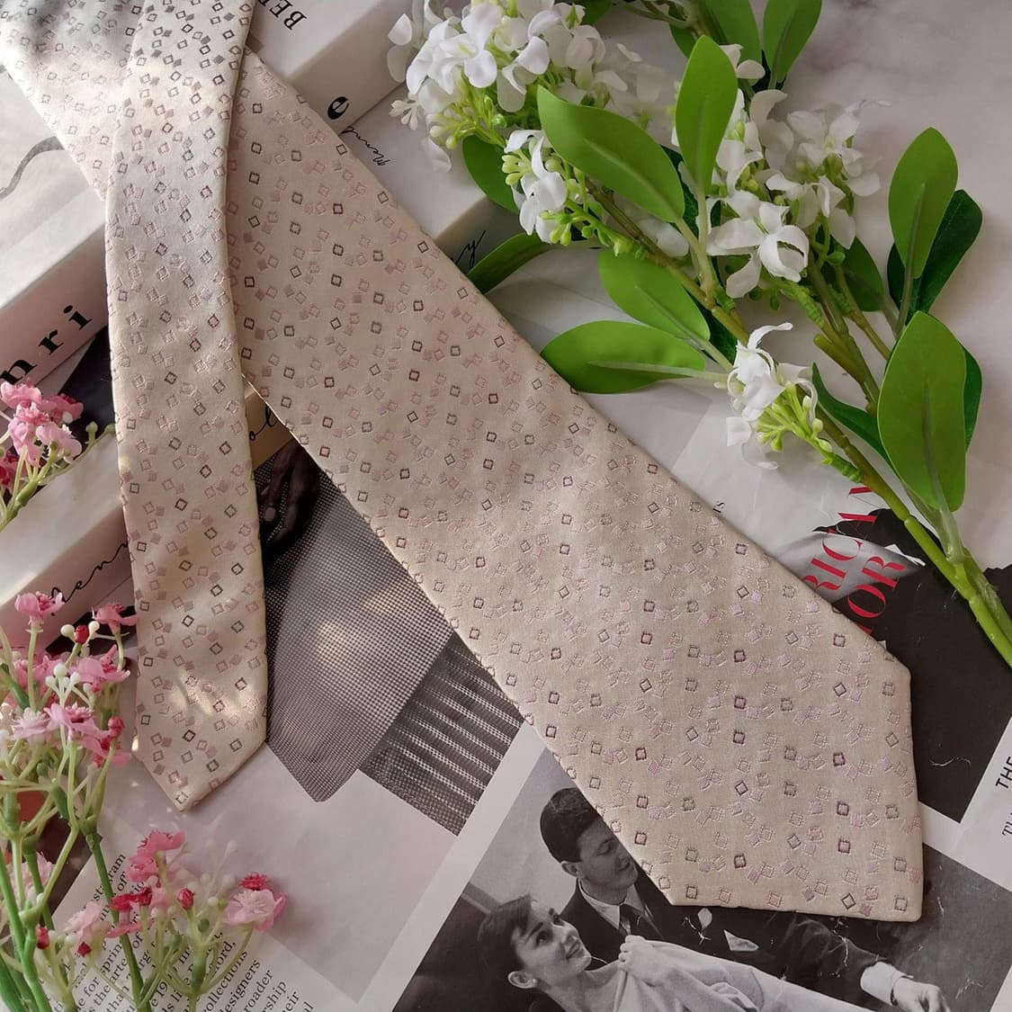 캘빈클라인 실크 아이보리 핑크 패턴 넥타이 8.7cm A+등급 K1841 상품이미지4