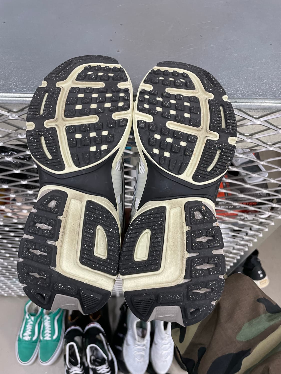 나이키 V2K 런 서밋 화이트 메탈릭 실버 240 상품이미지6