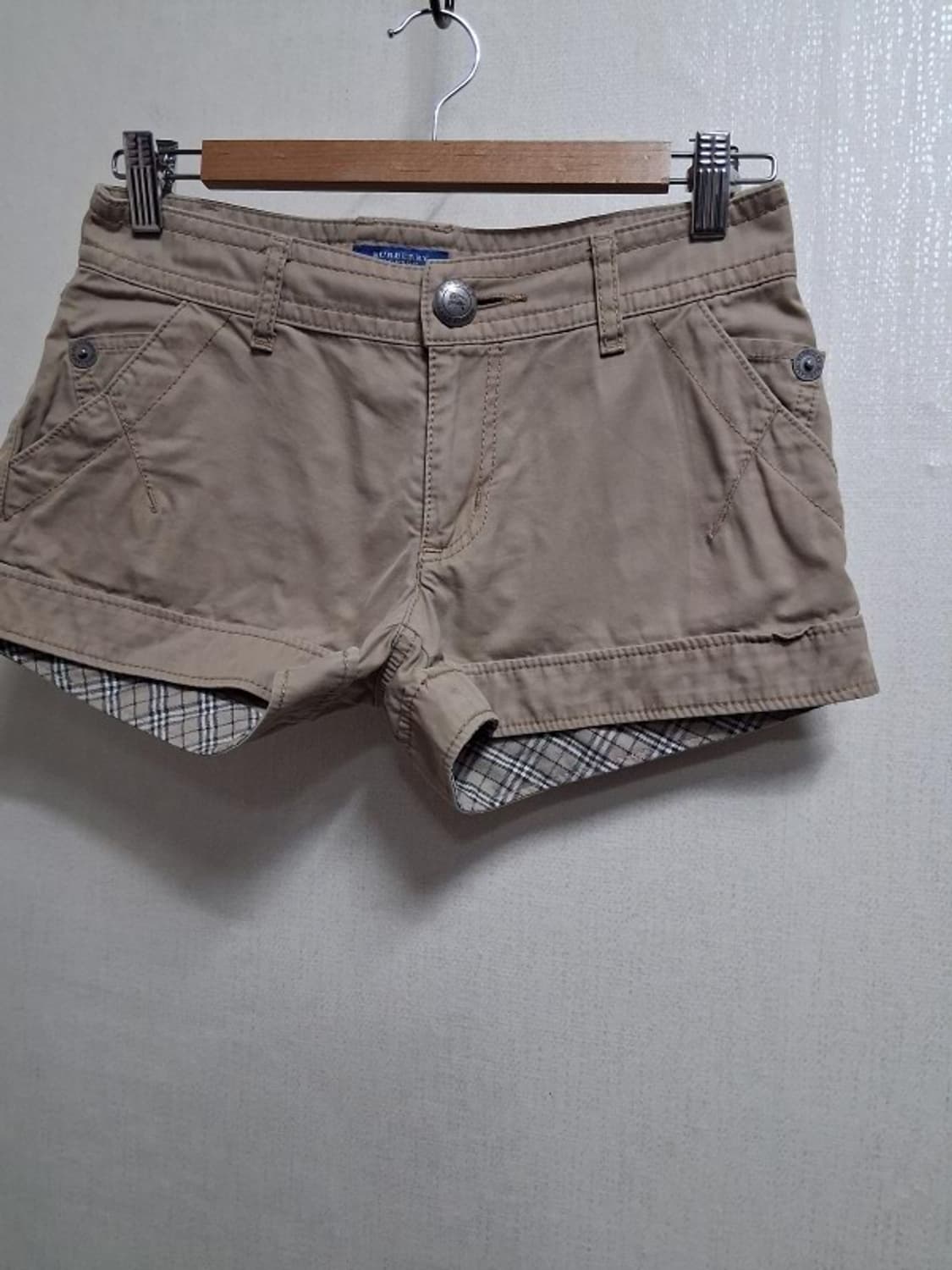 버버리 블루라벨 여성 데님숏팬츠 핫팬츠 25인치 표기 36
 상품이미지1