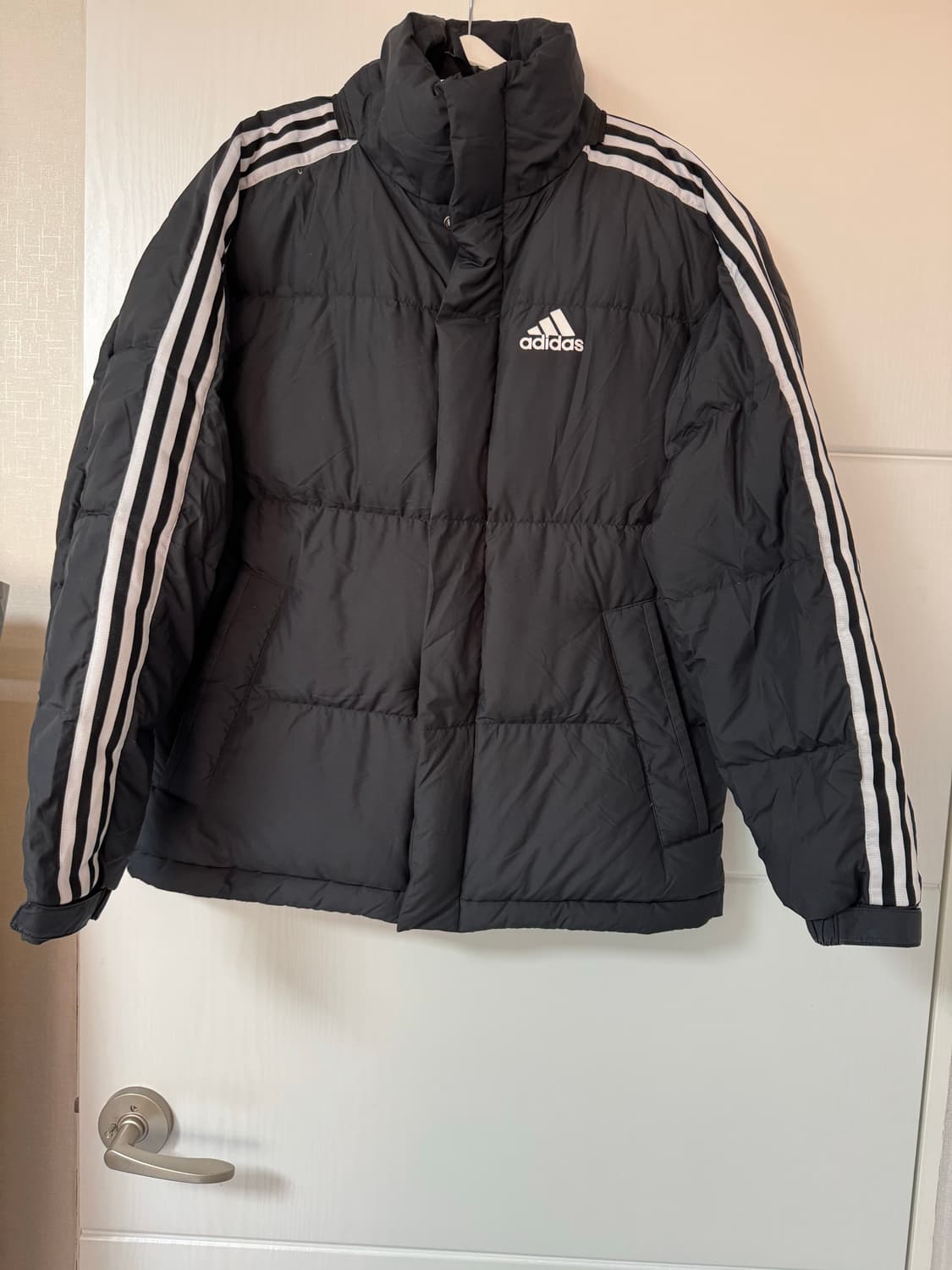 아디다스 3선 푸퍼 다운패딩 M 상품이미지1