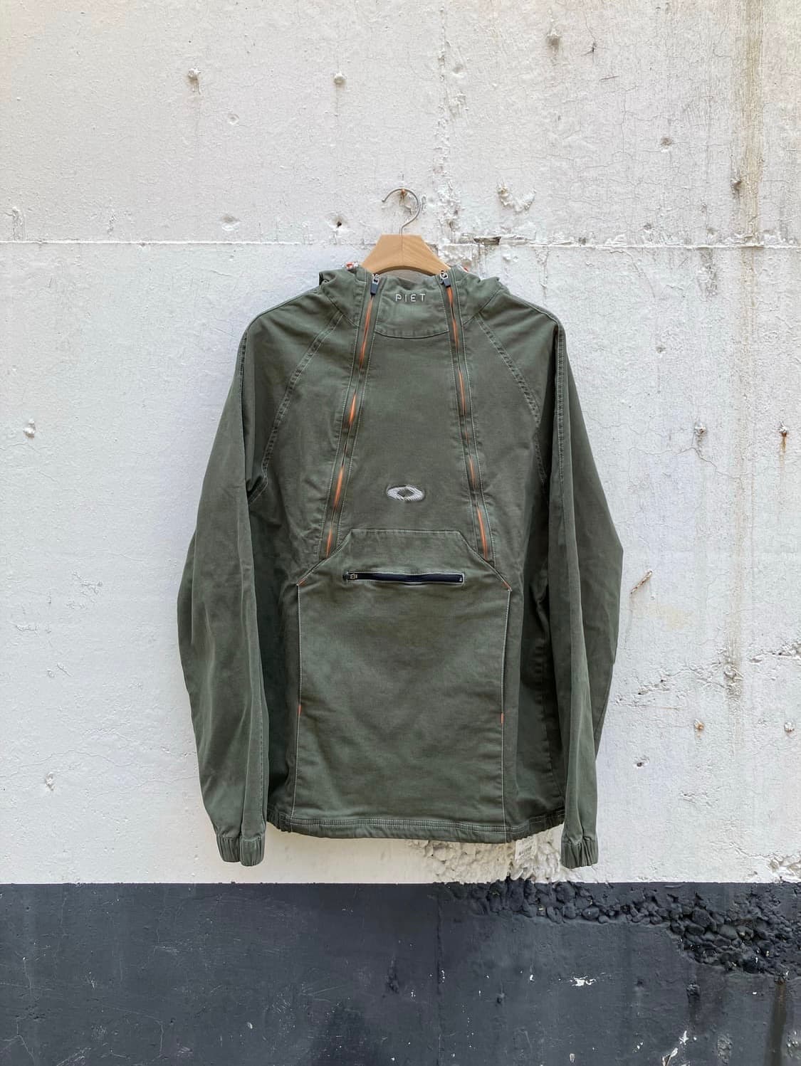 오클리X피에트 스태틱 윈드브레이커 상품이미지4