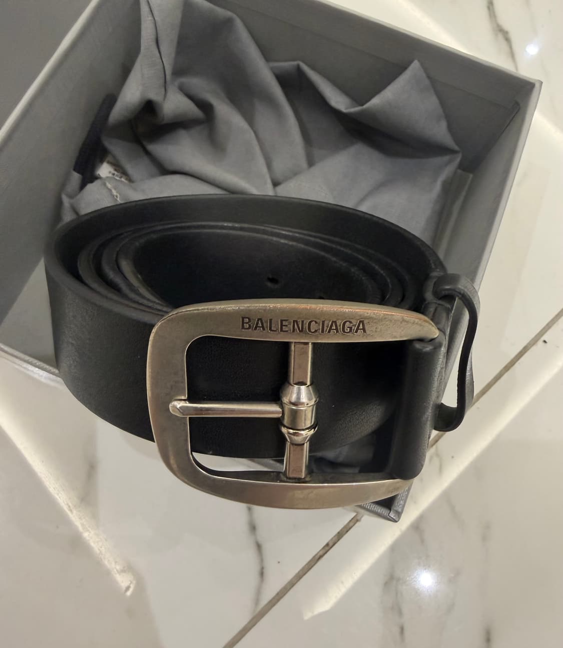 발렌시아가 스퀘어버클 레더 벨트 상품이미지1