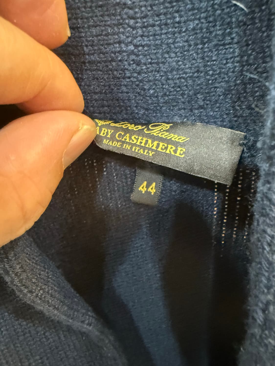 44/66-77 정품 로로피아나 캐시미어 가디건 팝니다 상품이미지3